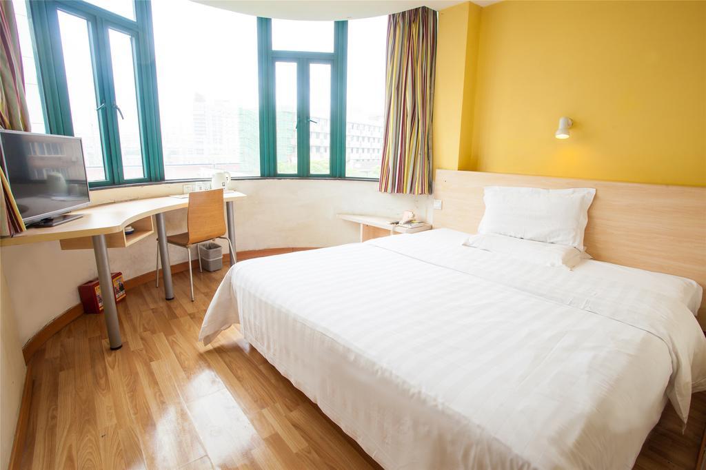 7Days Inn Suzhou Sanxiang Road Номер фото