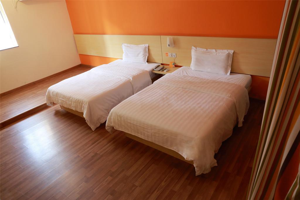 7Days Inn Suzhou Sanxiang Road Номер фото